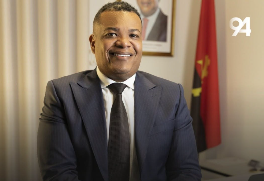 “É um orgulho pagar dois milhões de kwanzas a jovens angolanos”, afirma Anselmo Mateus