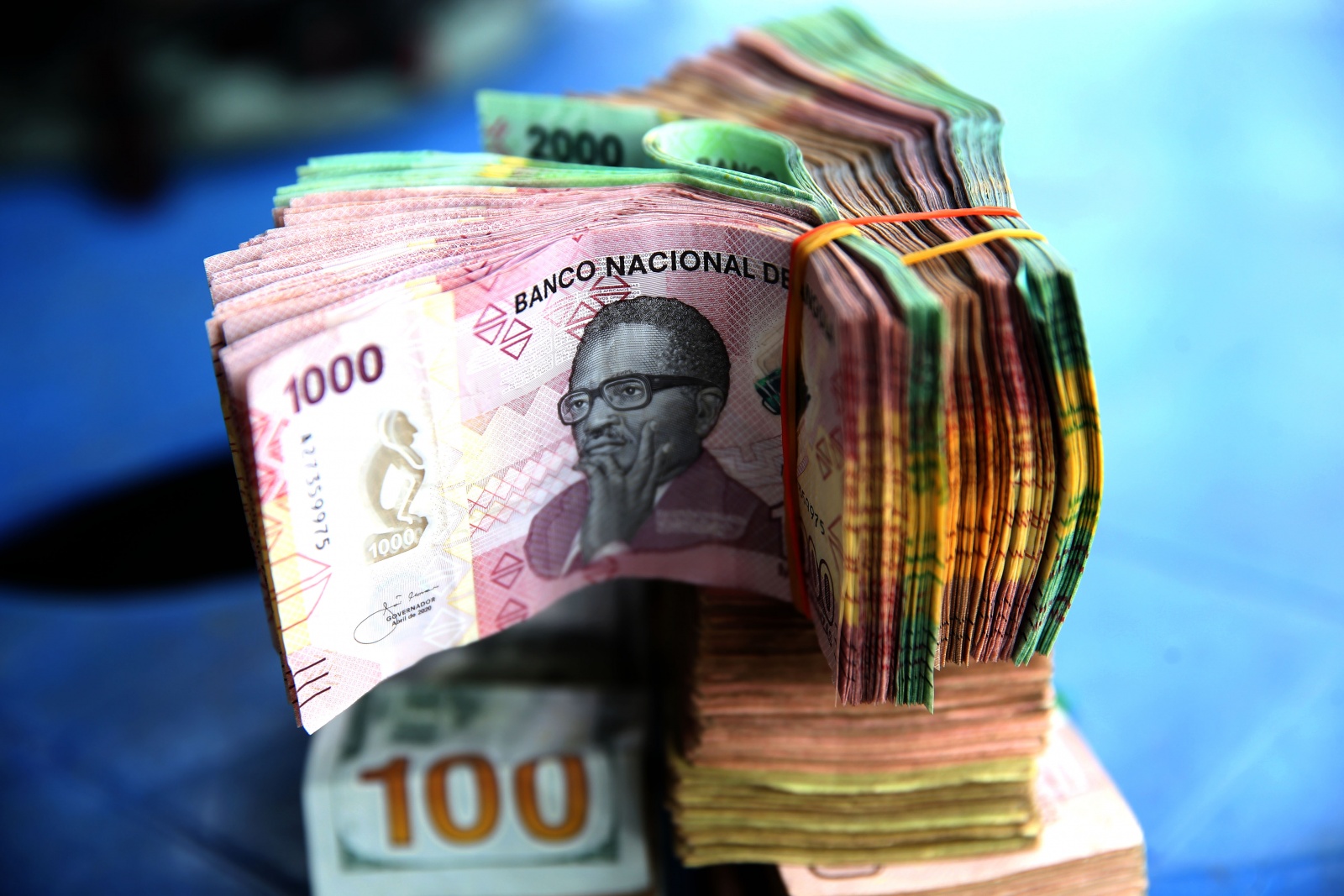 Função Pública volta a receber 13.º salário em prestação única